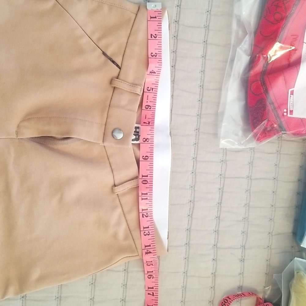 NWT HR Farm cull seat silicone breeches 28